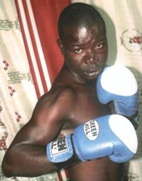 Razak Nettey boxeador