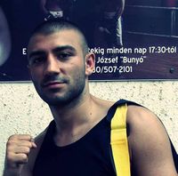 Adrian Fuzesi boxer