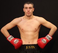 Justin Newell boxer