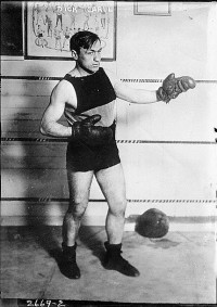 Dick Carll boxer