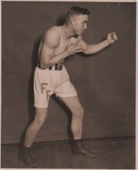 Frankie Farrell boxeur
