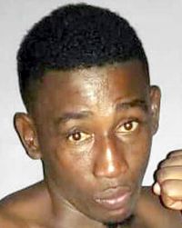 Omari Mpemba boxer