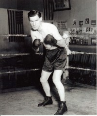 Earl McArthur boxer