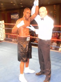 Tre'Sean Wiggins boxer