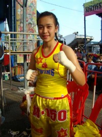 Alexandra Sor Tanapinyo boxer