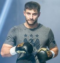 Arsen Aziev boxer