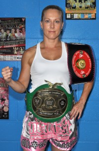 Julie Gaston boxer