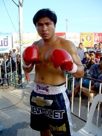 Petch Yu Chumphon boxer