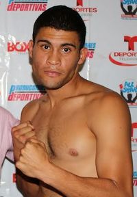 Luis Jesus Vidales boxer