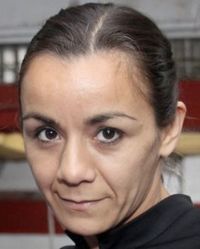 Maria Cecilia Roman boxer