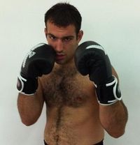 Toni Visic boxer