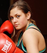 Karolina Owczarz boxer