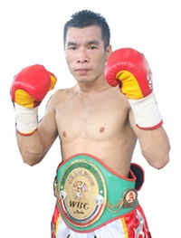 Amphol Suriyo boxer