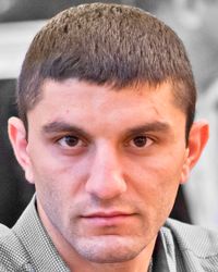 Artem Dalakian boxer