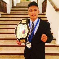 Warren Mambuanag boxeur