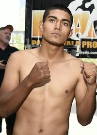 Carlos Valenzuela boxeur