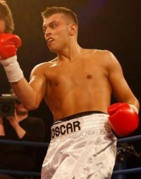 Oscar Ahlin boxer