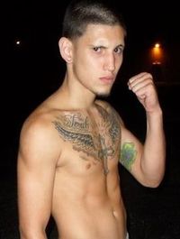 Travis Castellon boxer