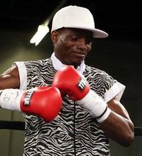 Ayanda Mthembu боксёр