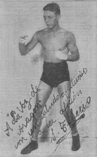 Saturnino Tiberio boxeador