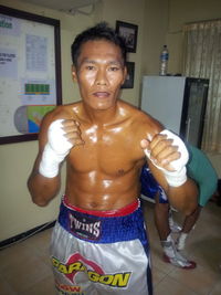 Komsak Kangsanthea boxeador