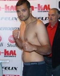 Csaba Faur boxeador