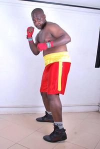 Hudson Muhumuza boxeador
