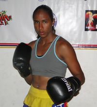 Ana Maria Lozano boxer