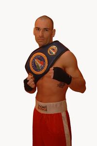 Roberto Bassi boxer