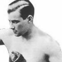 Alex Bader boxer