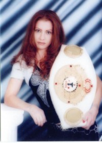 Terri Lynn Cruz boxer