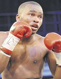 Lwando Molwana boxeador