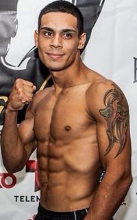 Efrain Cruz boxer