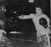 Robert Hughes boxer