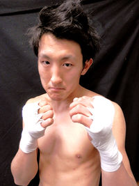 Yoshihito Takahashi boxeur