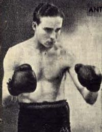 Antonio Silva boxer