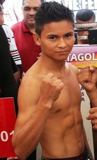 Omar Ortiz boxer