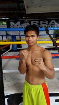 Reymond Yanong boxeur