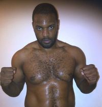 Dominic Akinlade boxer