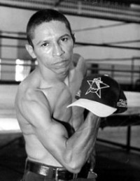 Adonis Rivas boxer