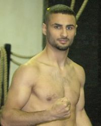 Siar Ozgul boxer