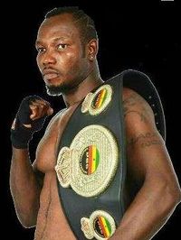 Maxwell Amponsah boxeador