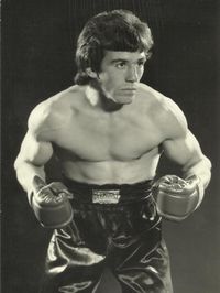 Modesto Gomez boxer