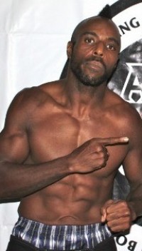 Darnell Walker boxer