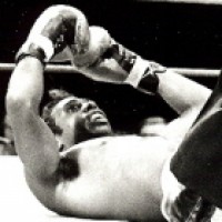 Robert Matos boxer