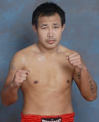 Chaiwat Mueanphong боксёр