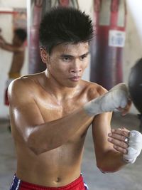 Rolly Sumalpong boxeador