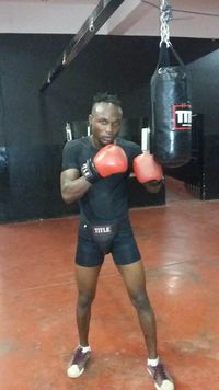 Charles Musafiri boxer