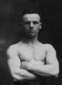 Oscar Corneau boxer