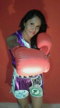 Yesenia Tovar boxer
